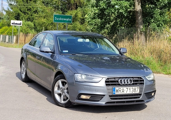 Audi A4 cena 43900 przebieg: 348000, rok produkcji 2012 z Pionki małe 704